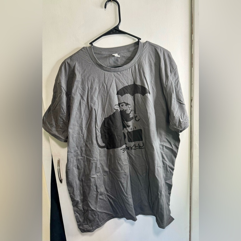 Men’s Tee ~ Size XL